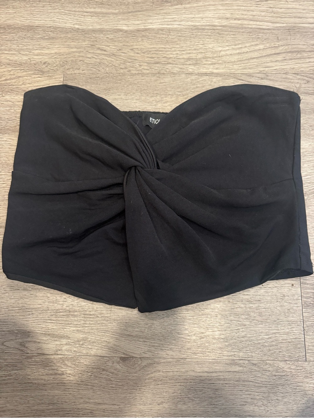Etiquette Clothiers Black Strapless Twist Front Crop Top